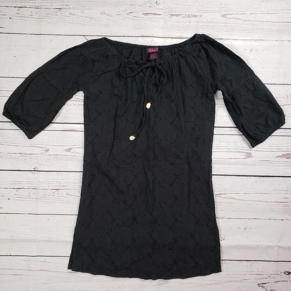 Blushes Half Sleeve Solid Black Eyelet Design Tunic Top Women's Size Small